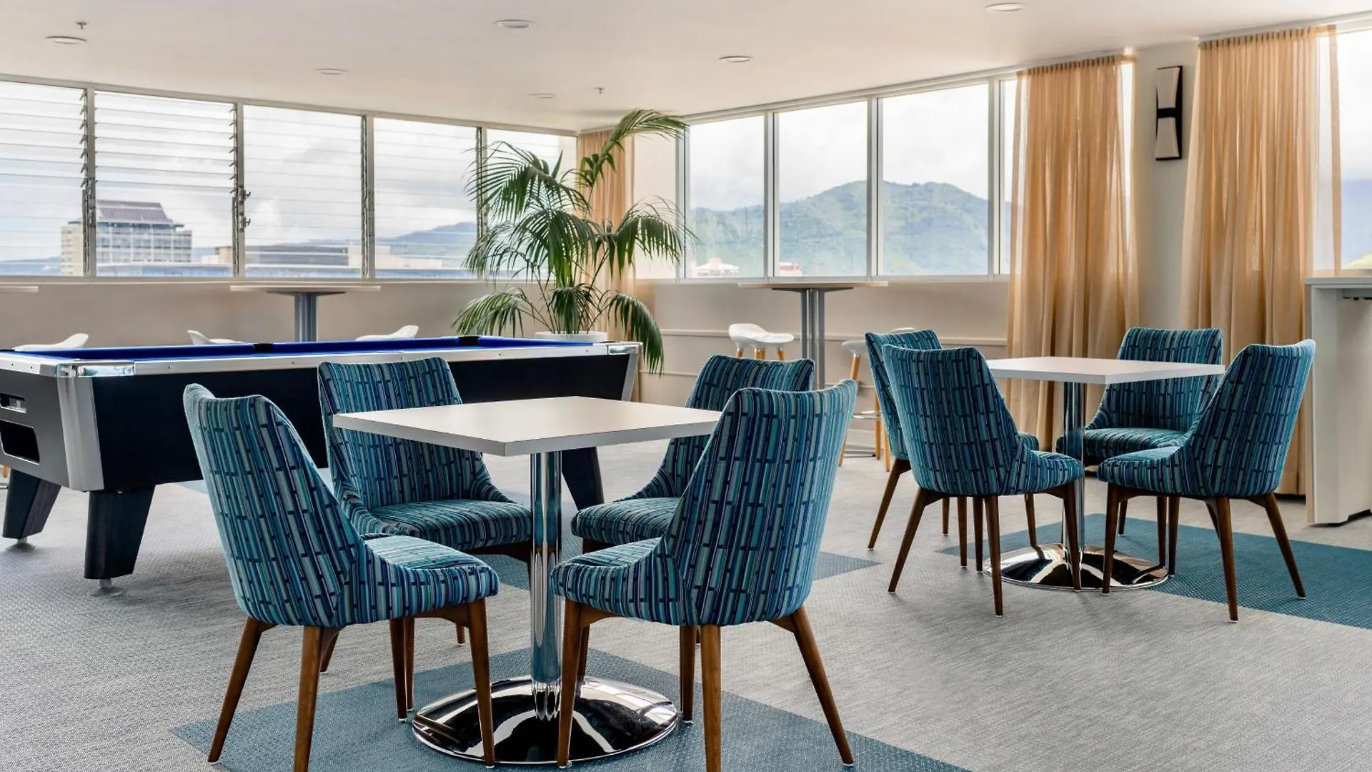Ocean View 1 Bedroom Corner Unit Steps To Waikiki Beach 檀香山 美国